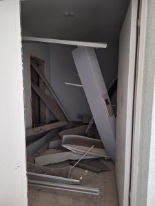 Зруйнований підїзд